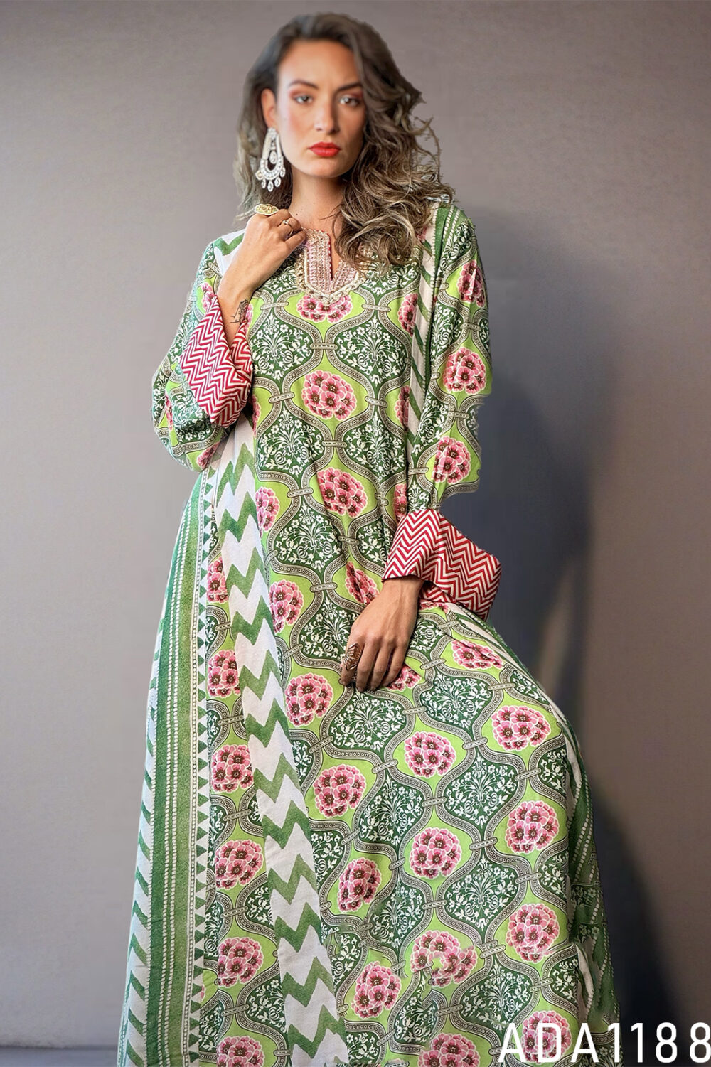 Lorien Veil Kaftan