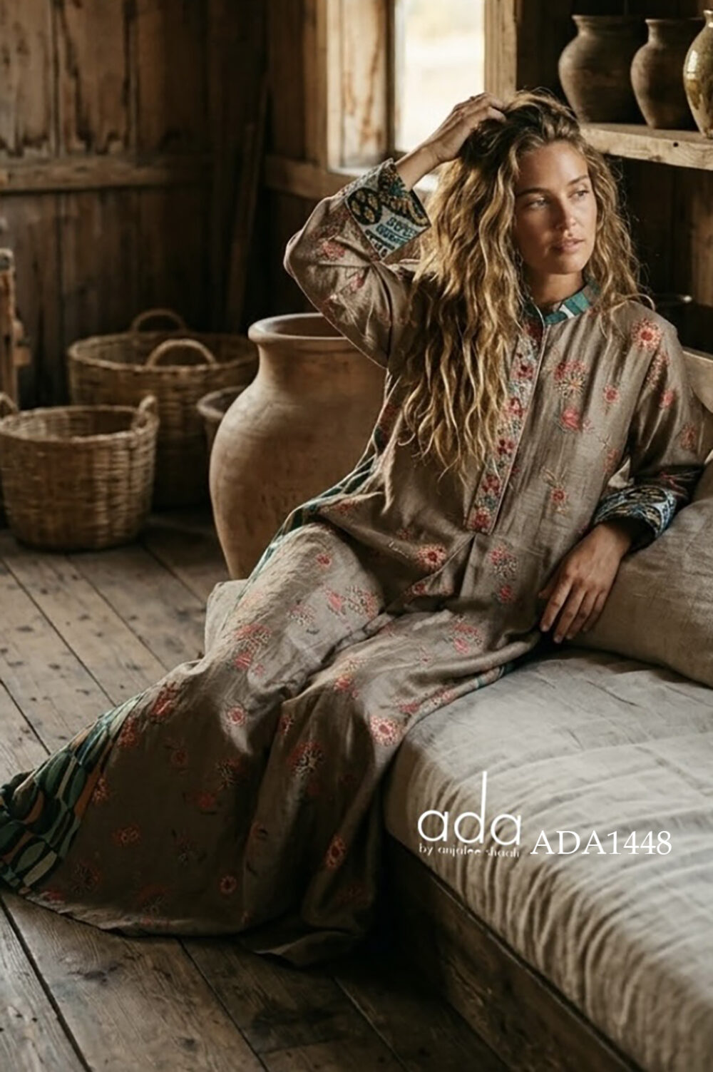 Rosette Path Kaftan